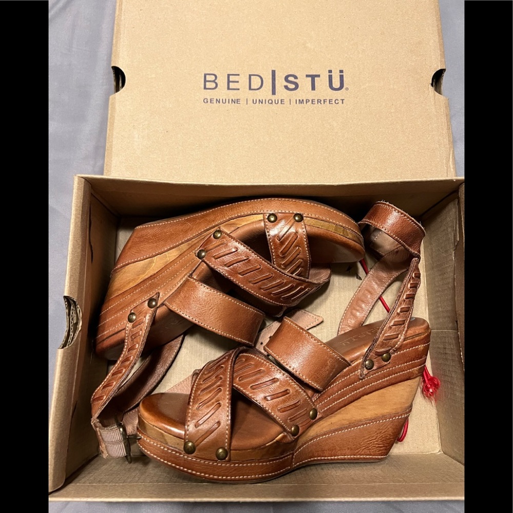 Bed Stu Wedges